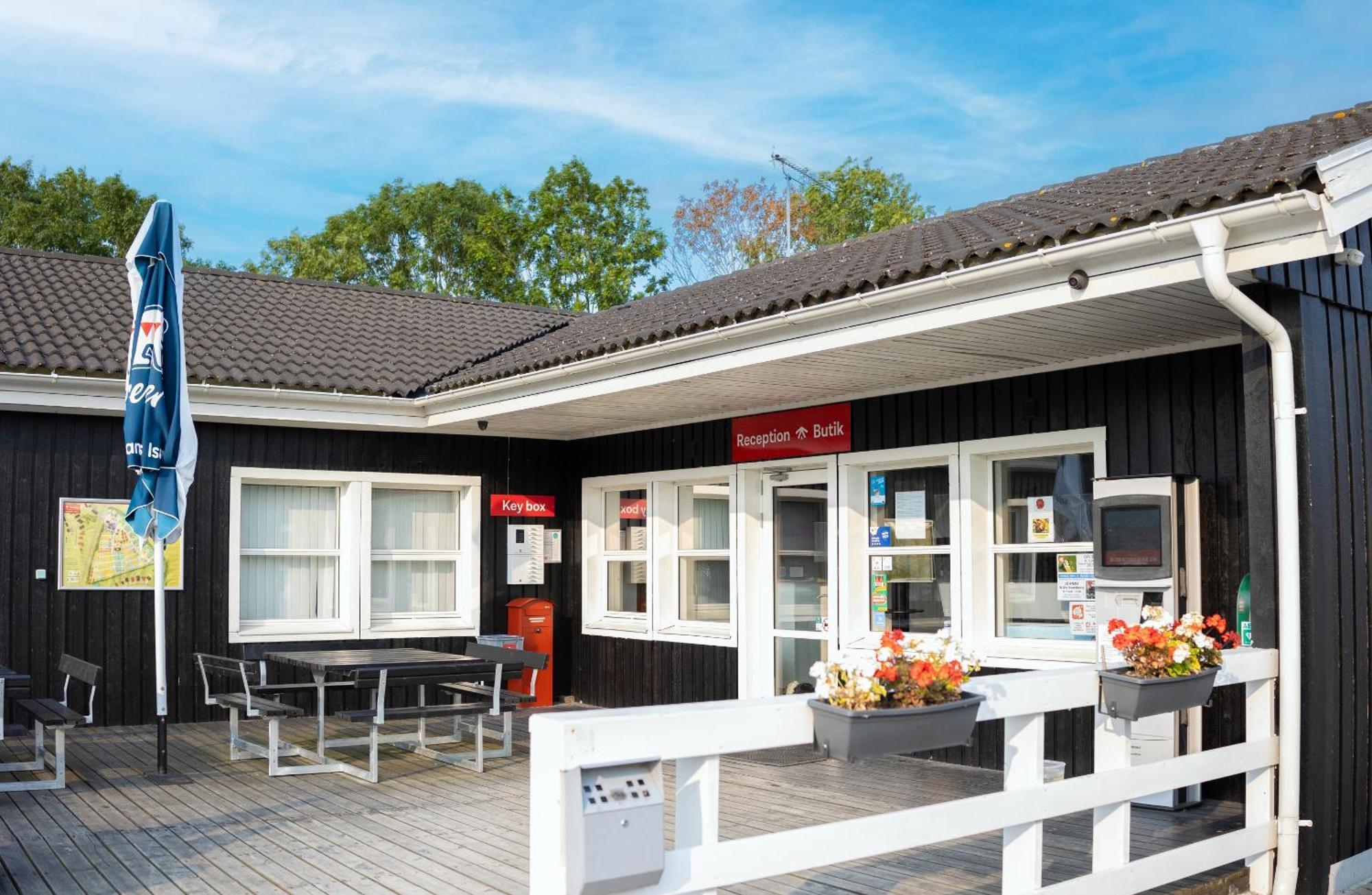 First Camp Holbaek Fjord Hotel Bagian luar foto