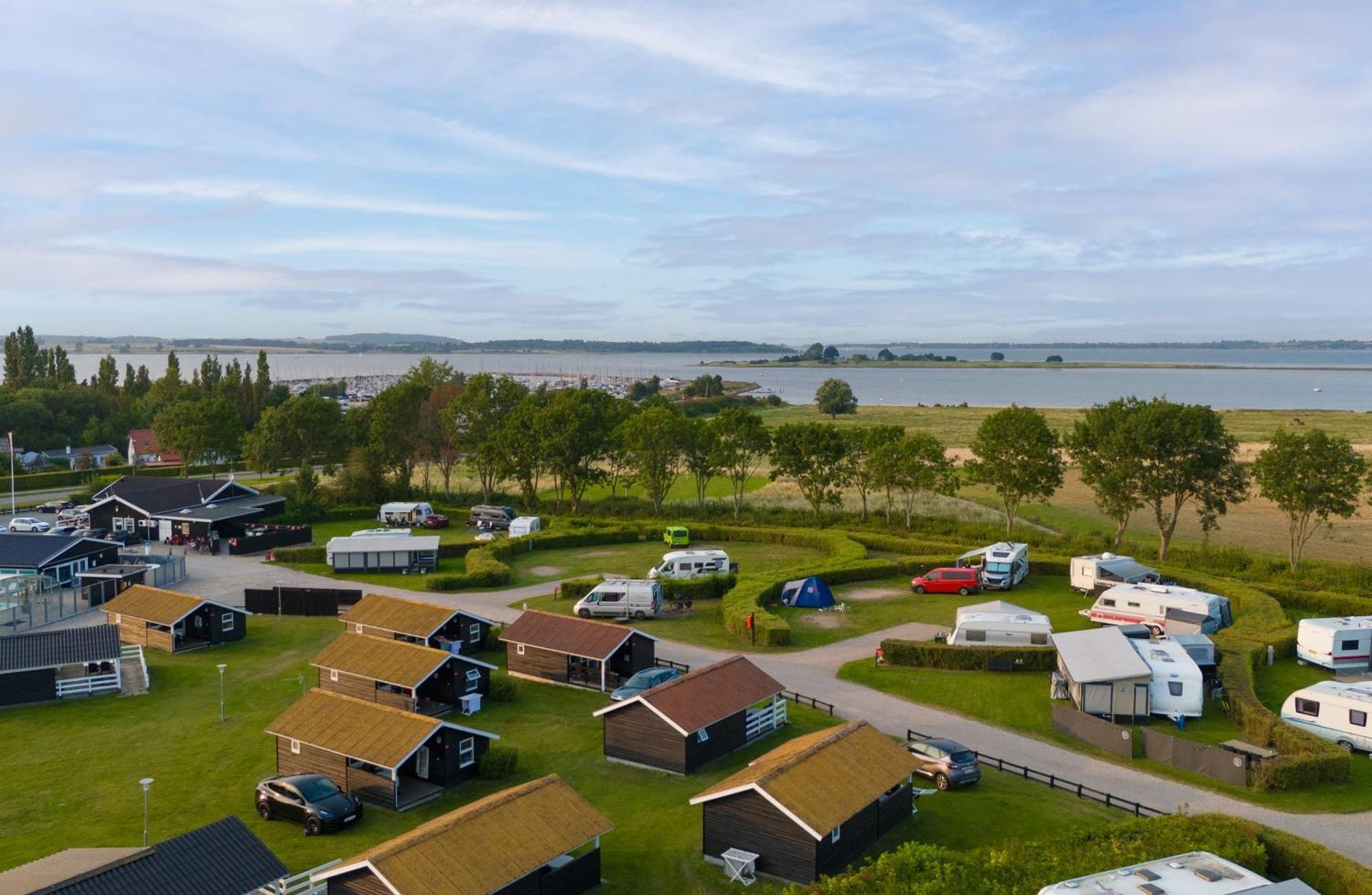 First Camp Holbaek Fjord Hotel Bagian luar foto